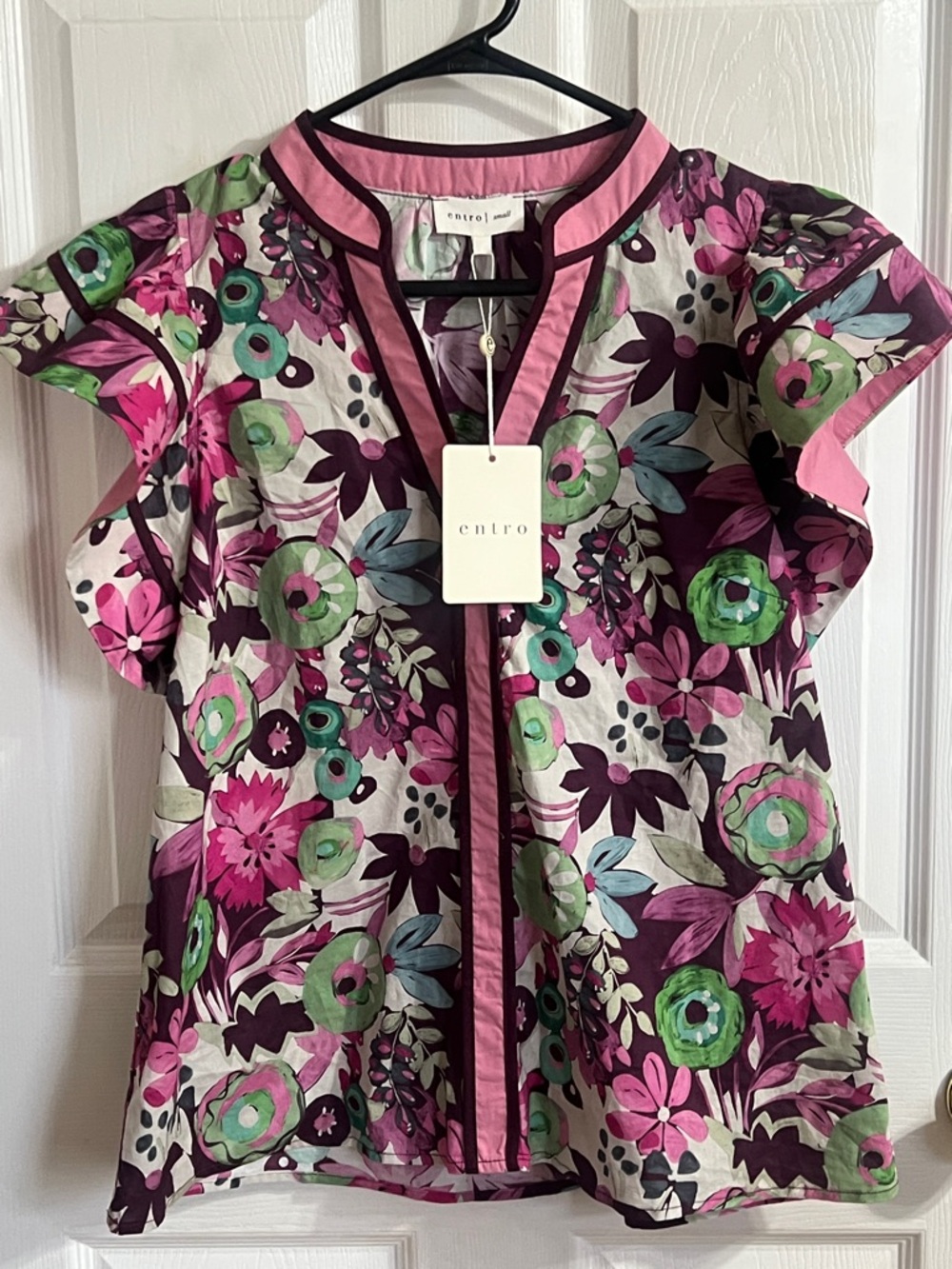 entro Pink and Green Floral V-Neck Short Sleeve Blouse